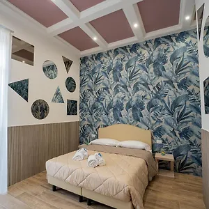 Pc Boutique H Centro, By Clapa Group Napels